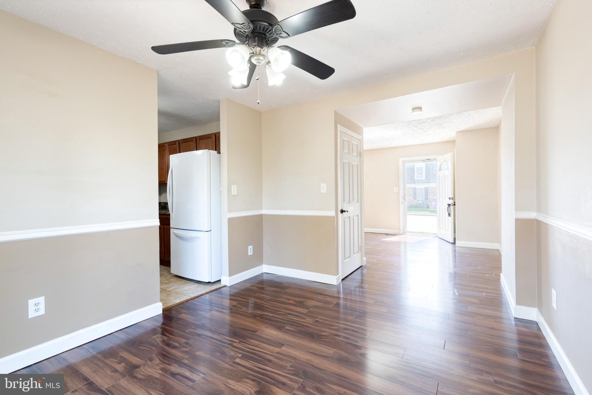 WOODSDALE MEADOW - Residential