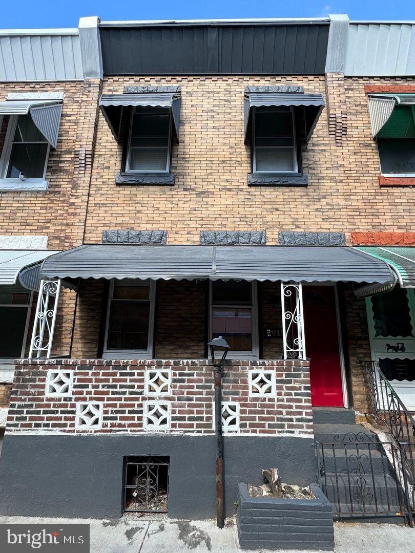 STRAWBERRY MANSION - Residential Lease