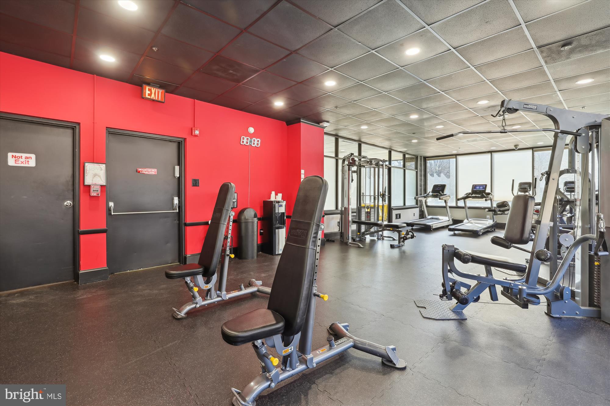 OLYMPUS - Residential Lease