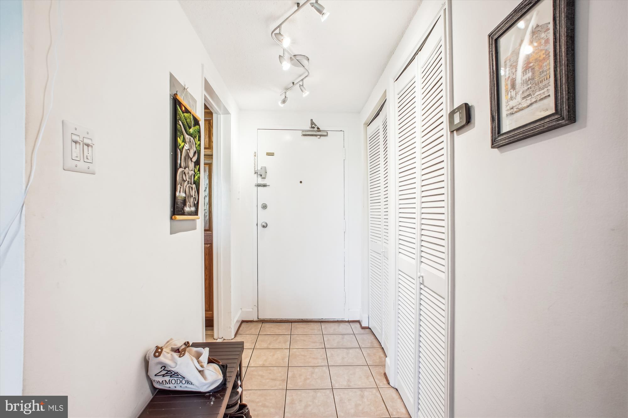 OLYMPUS - Residential Lease