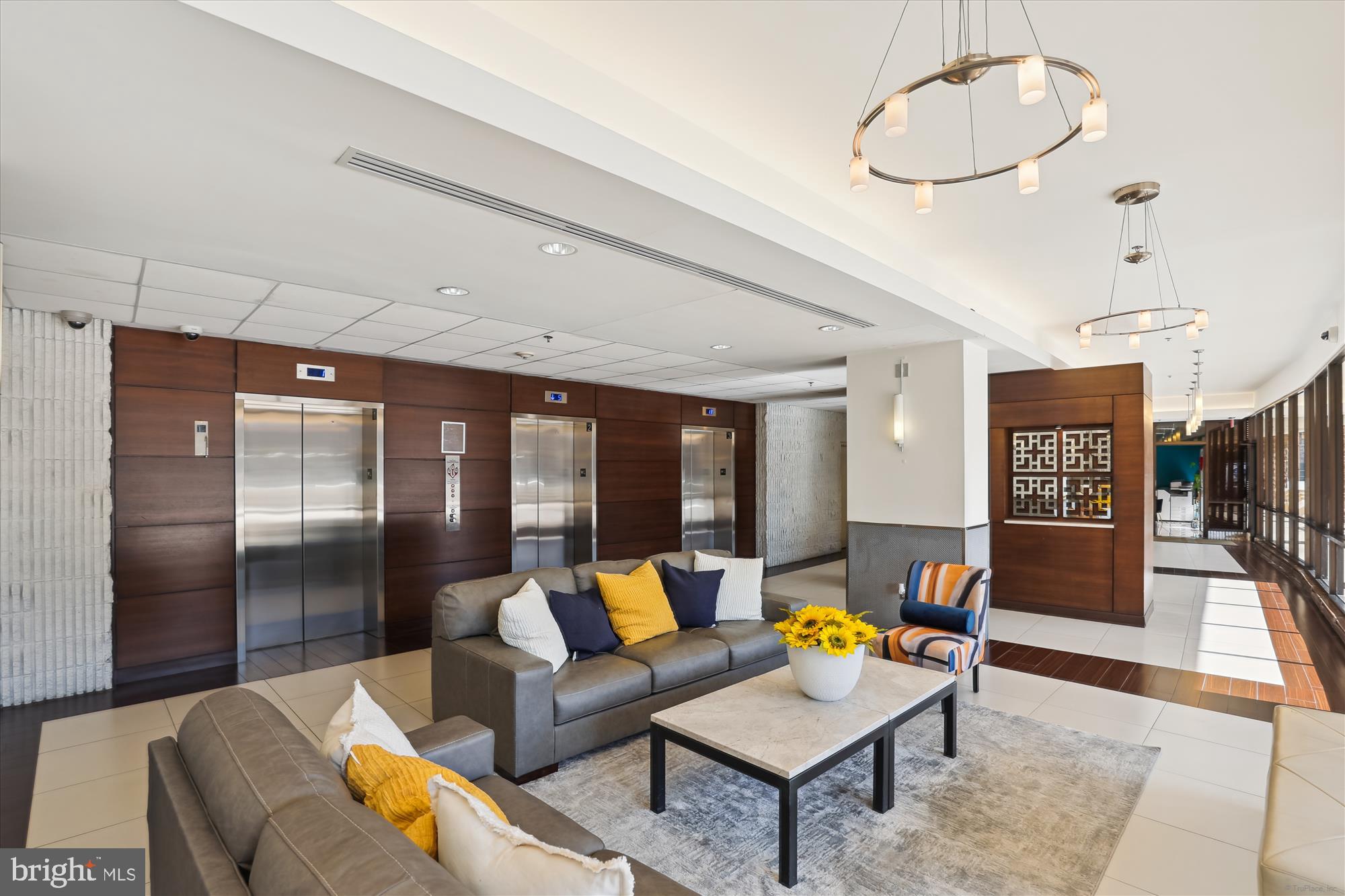 OLYMPUS - Residential Lease