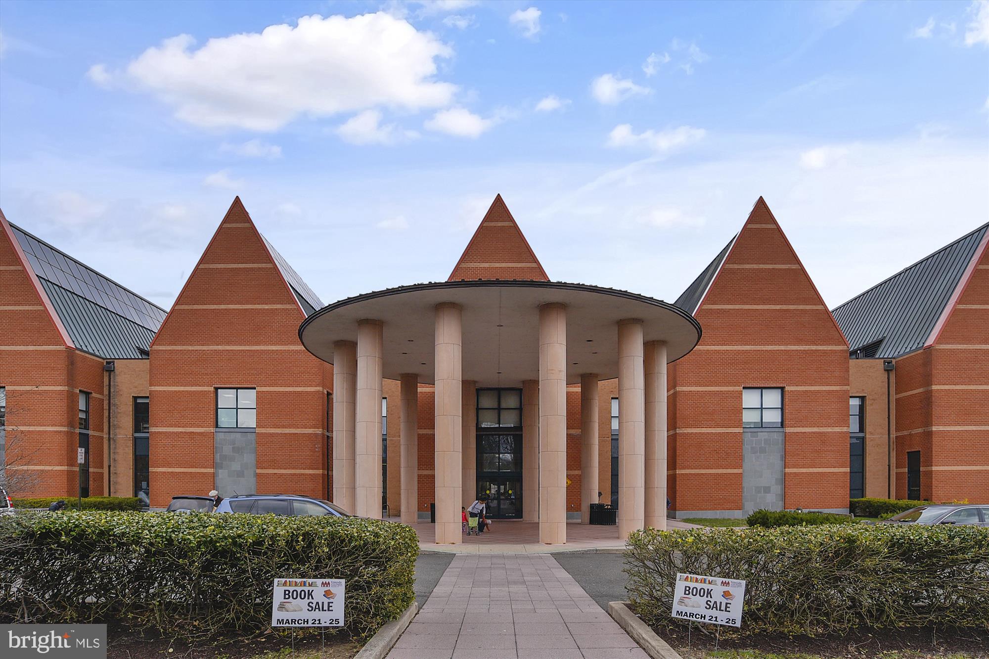 OLYMPUS - Residential Lease