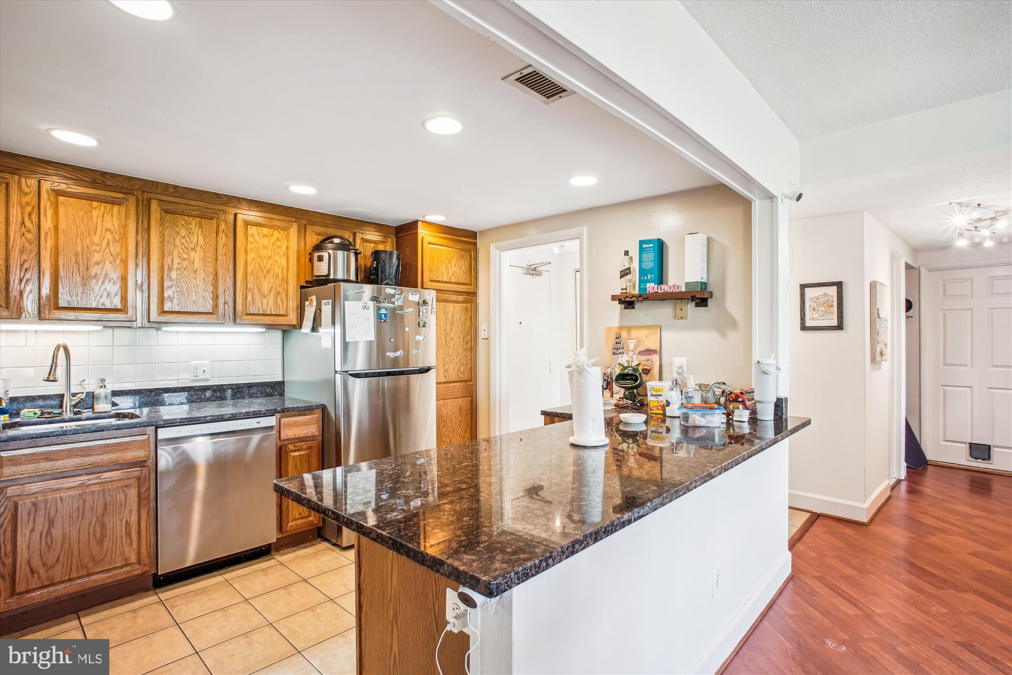 OLYMPUS - Residential Lease