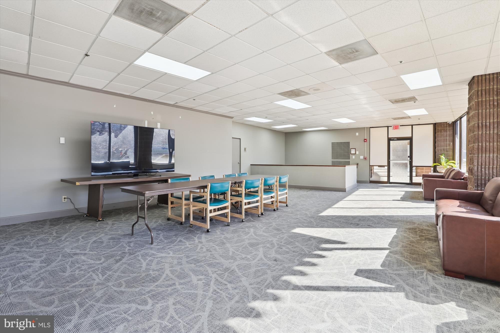 OLYMPUS - Residential Lease