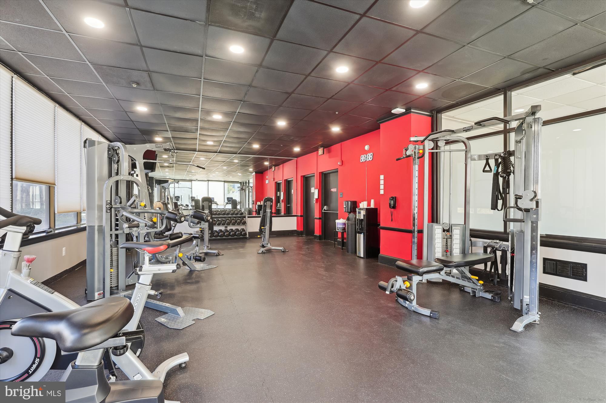 OLYMPUS - Residential Lease