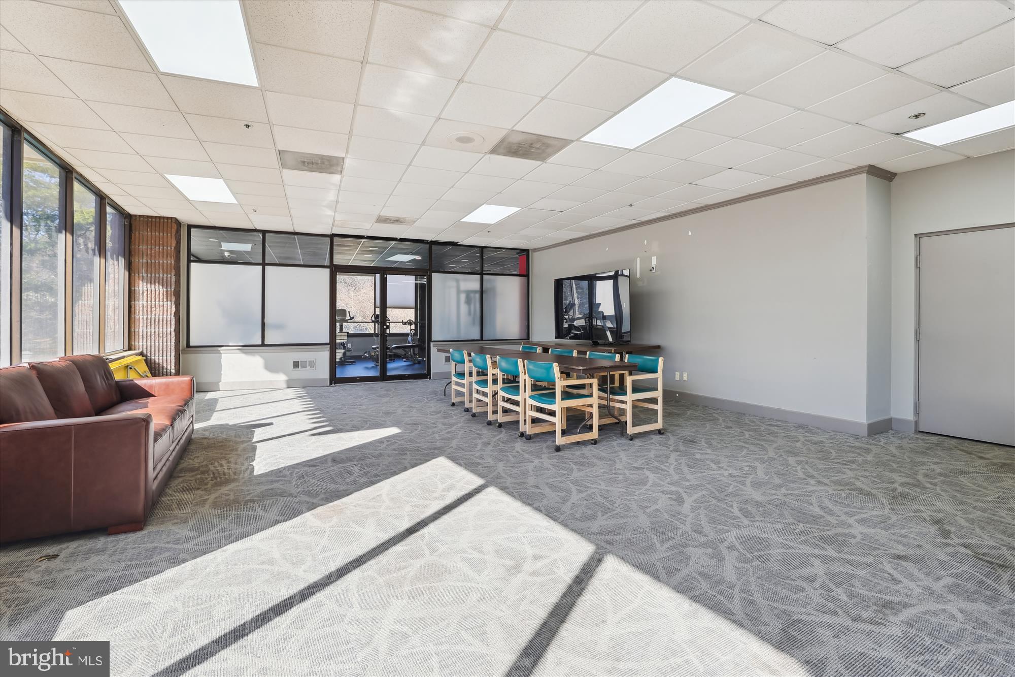 OLYMPUS - Residential Lease