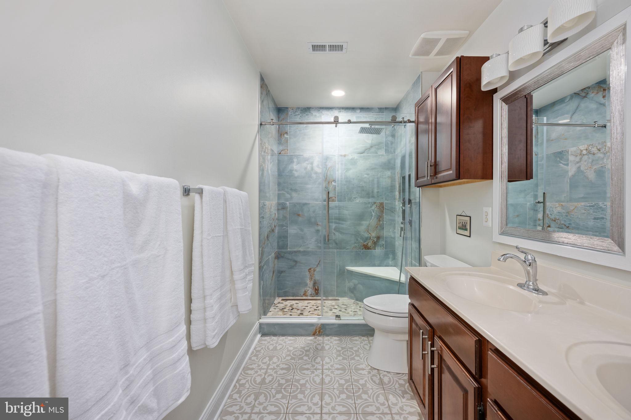 MEADOWS OF MINNIEVILLE - Residential