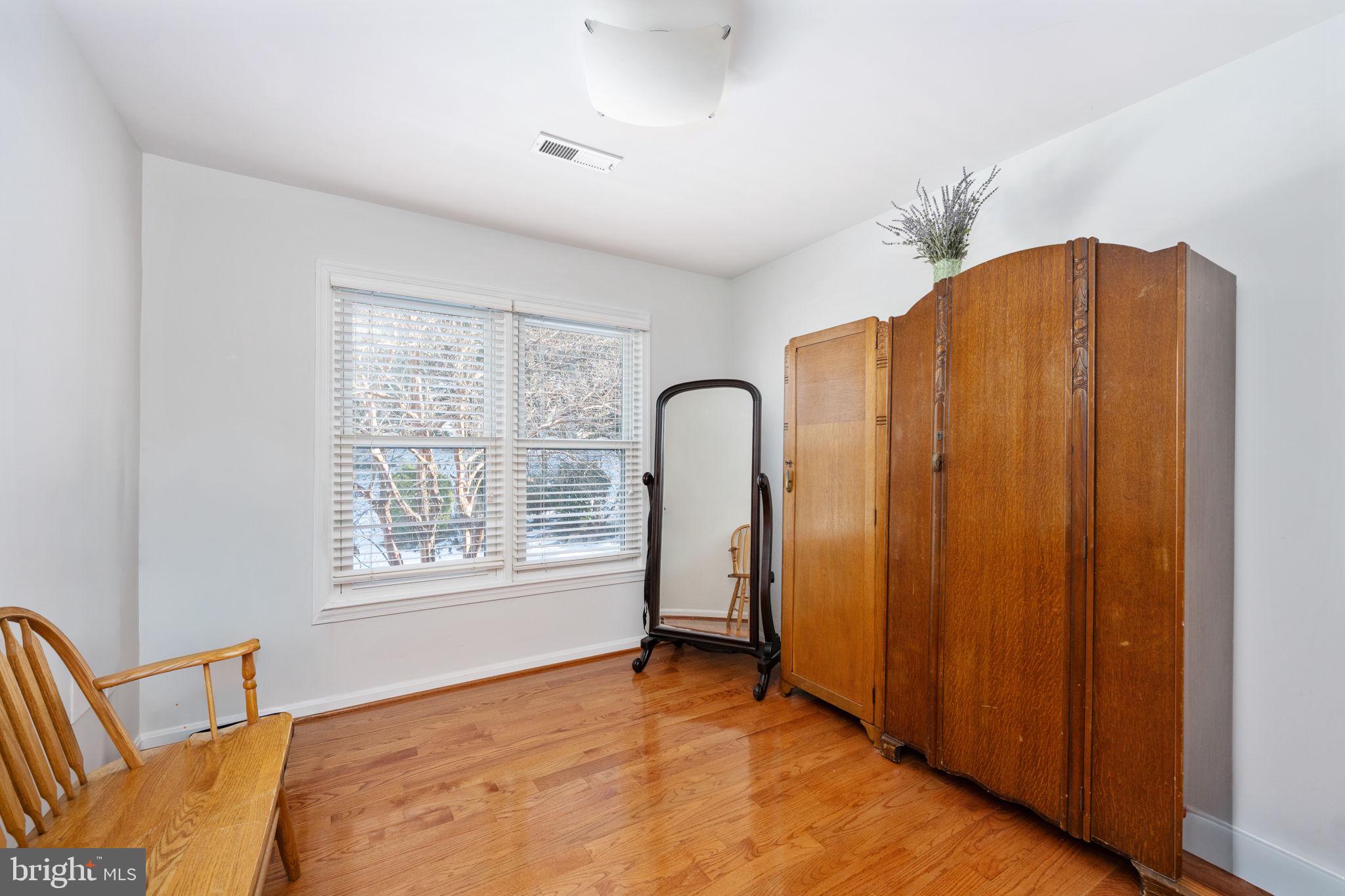 MEADOWS OF MINNIEVILLE - Residential