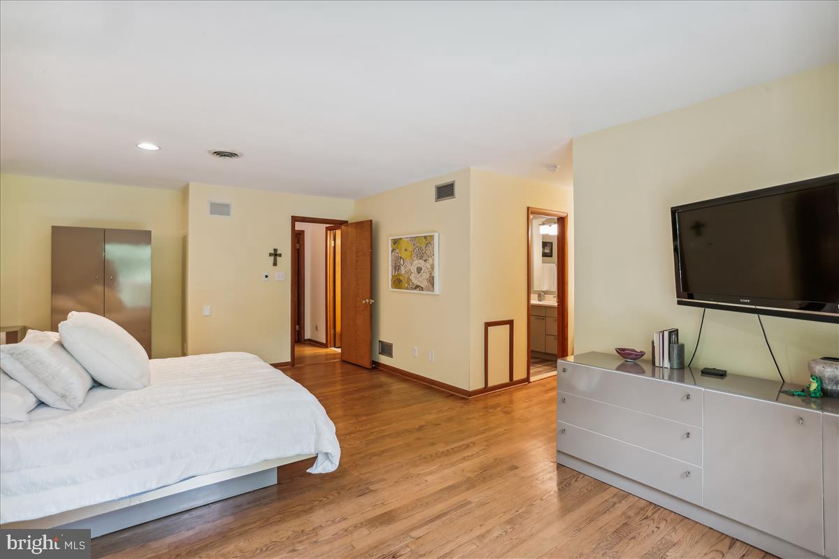 GOSHEN ESTATES - Residential