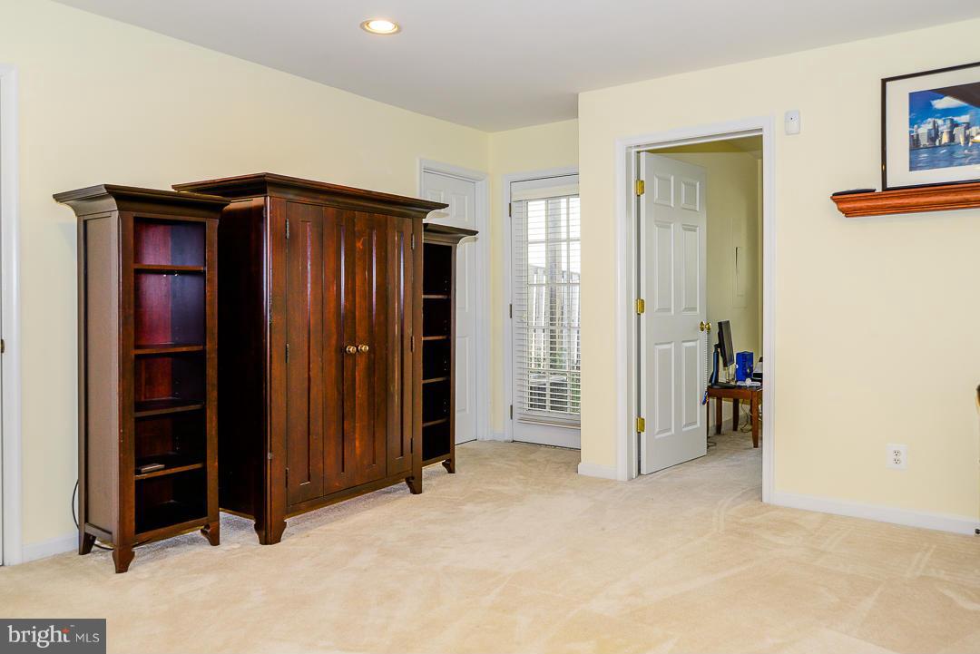 FAIRCREST - Residential