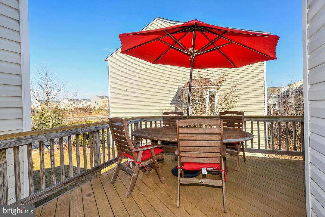 FAIRCREST - Residential