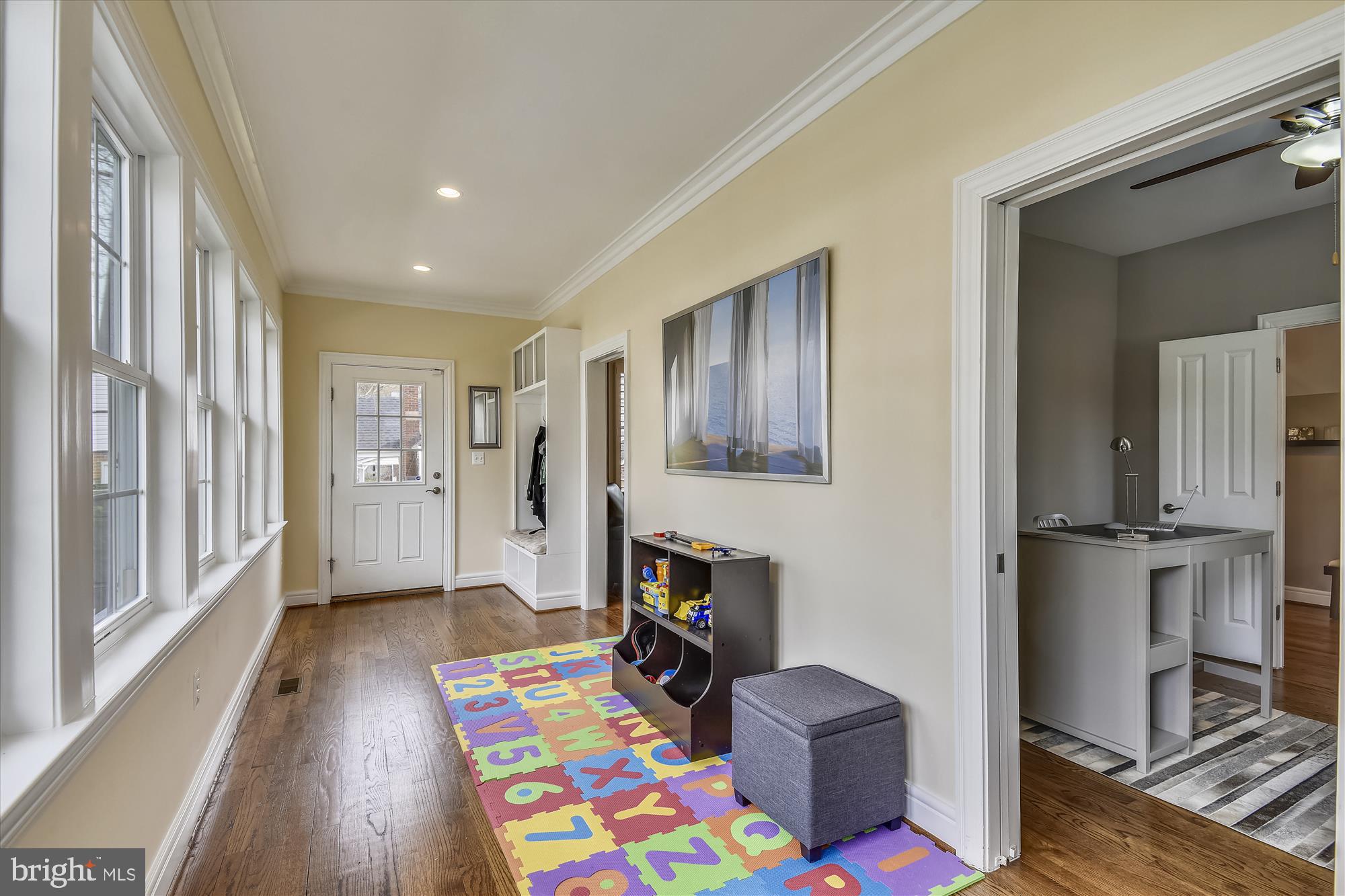 LACEY WOODS - Residential