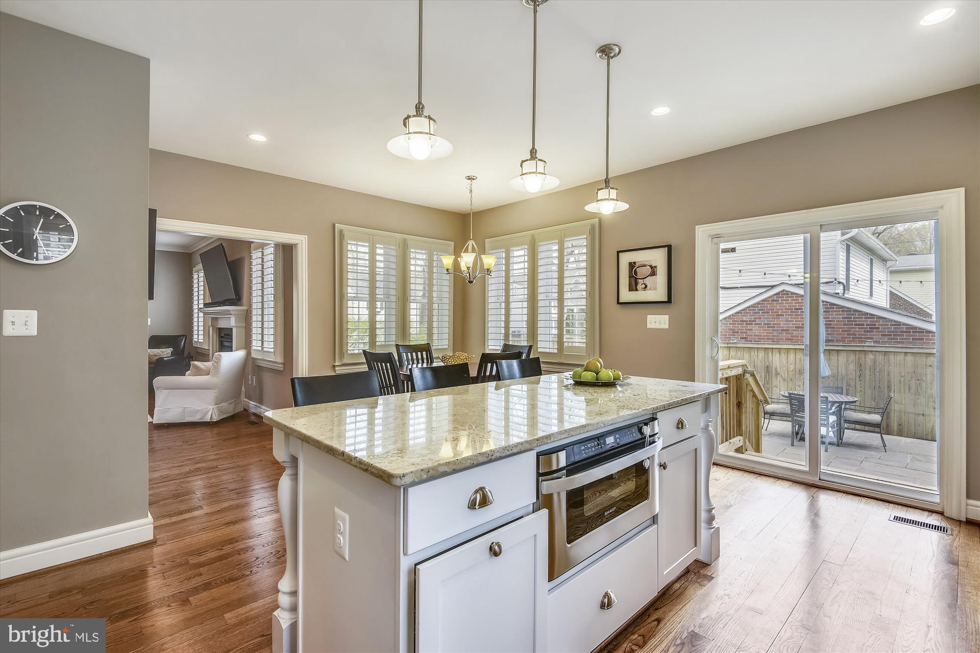 LACEY WOODS - Residential