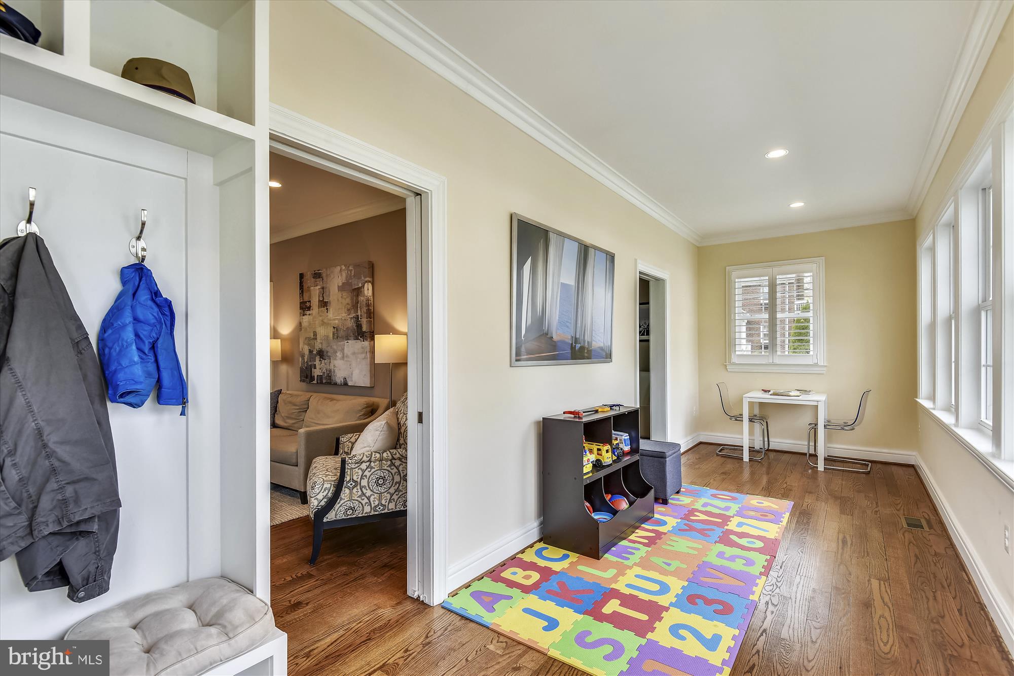 LACEY WOODS - Residential