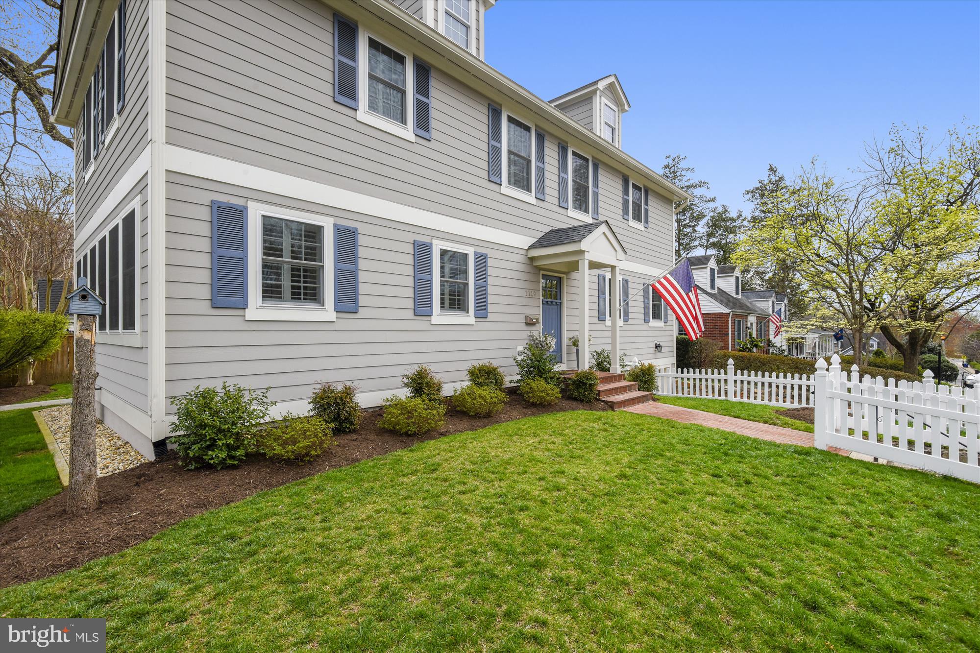 LACEY WOODS - Residential