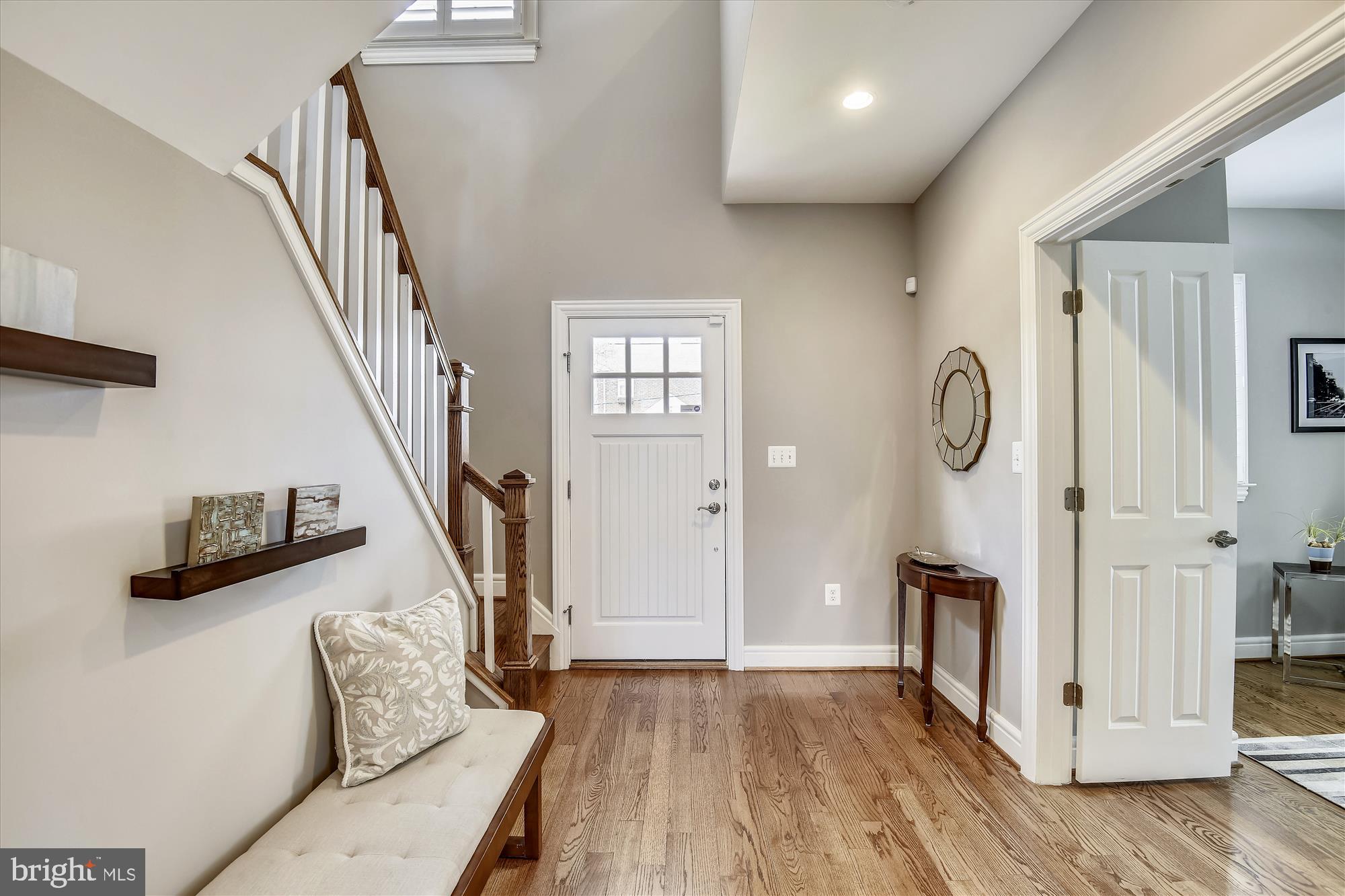 LACEY WOODS - Residential