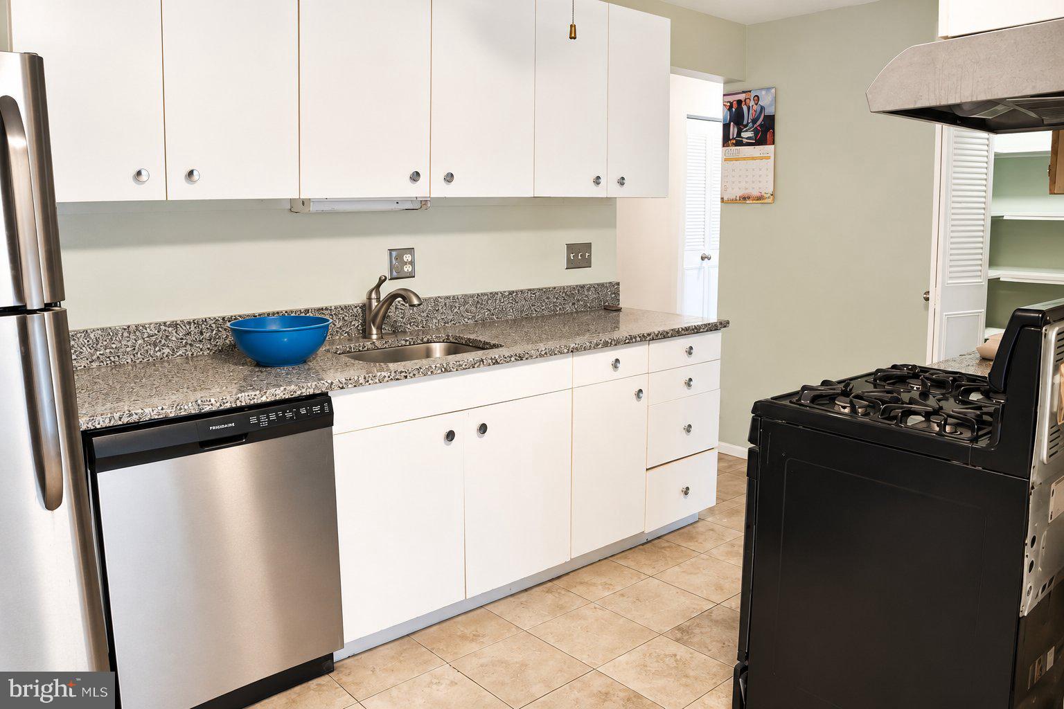 3331 HUNTLEY SQUARE DRIVE A