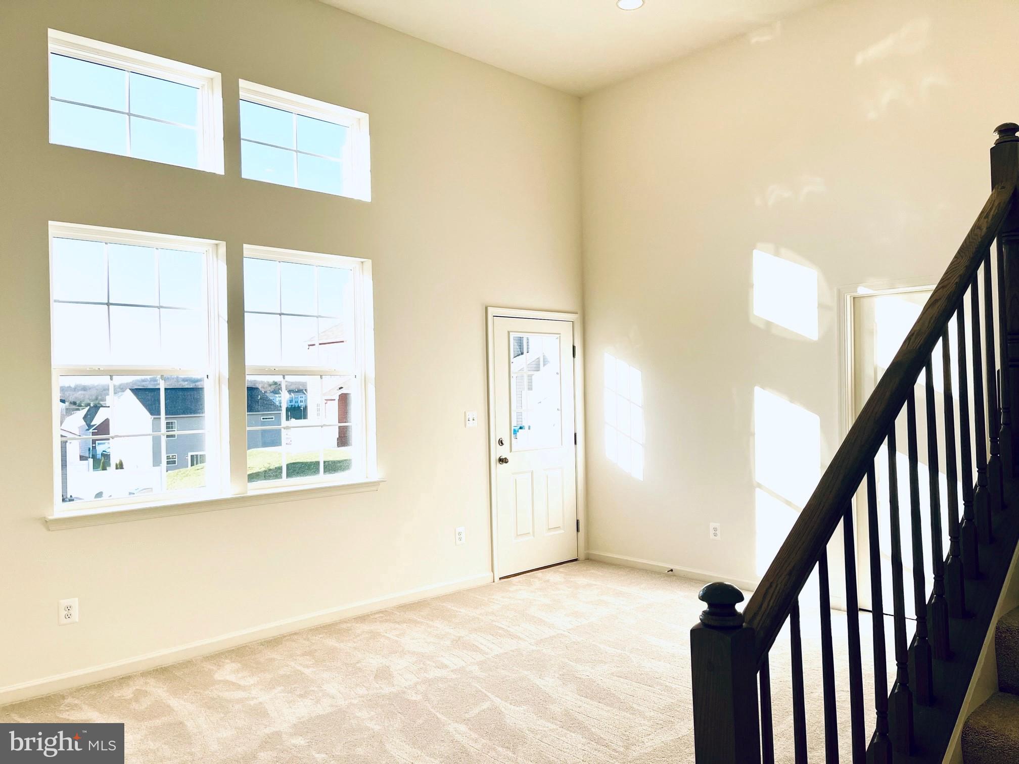 OVERLOOK AT RIVERSIDE TOWNHOMES - Residential