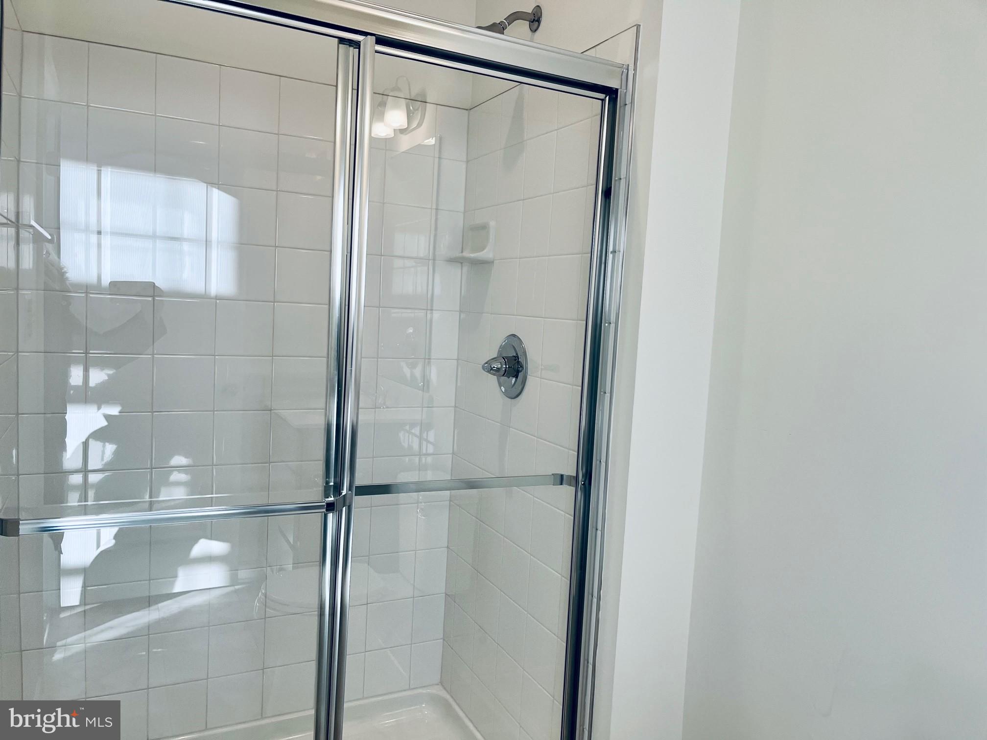 OVERLOOK AT RIVERSIDE TOWNHOMES - Residential