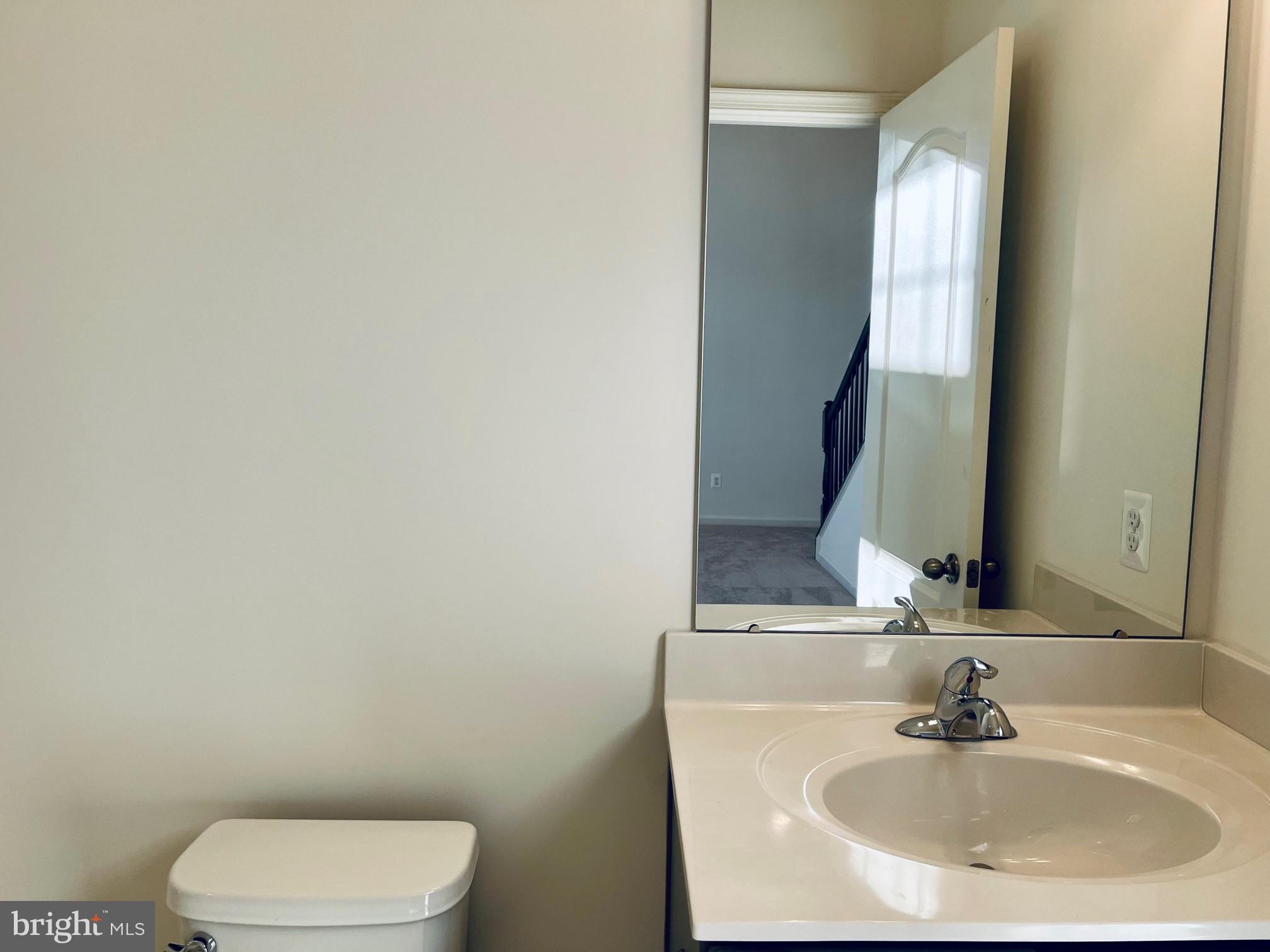 OVERLOOK AT RIVERSIDE TOWNHOMES - Residential