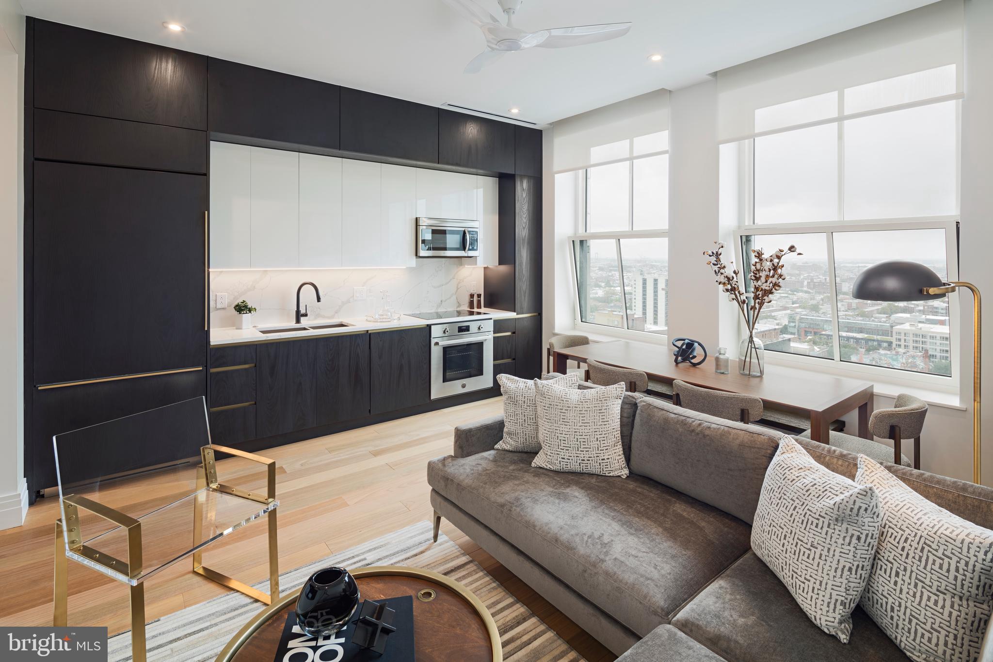 CENTER CITY - Residential Lease