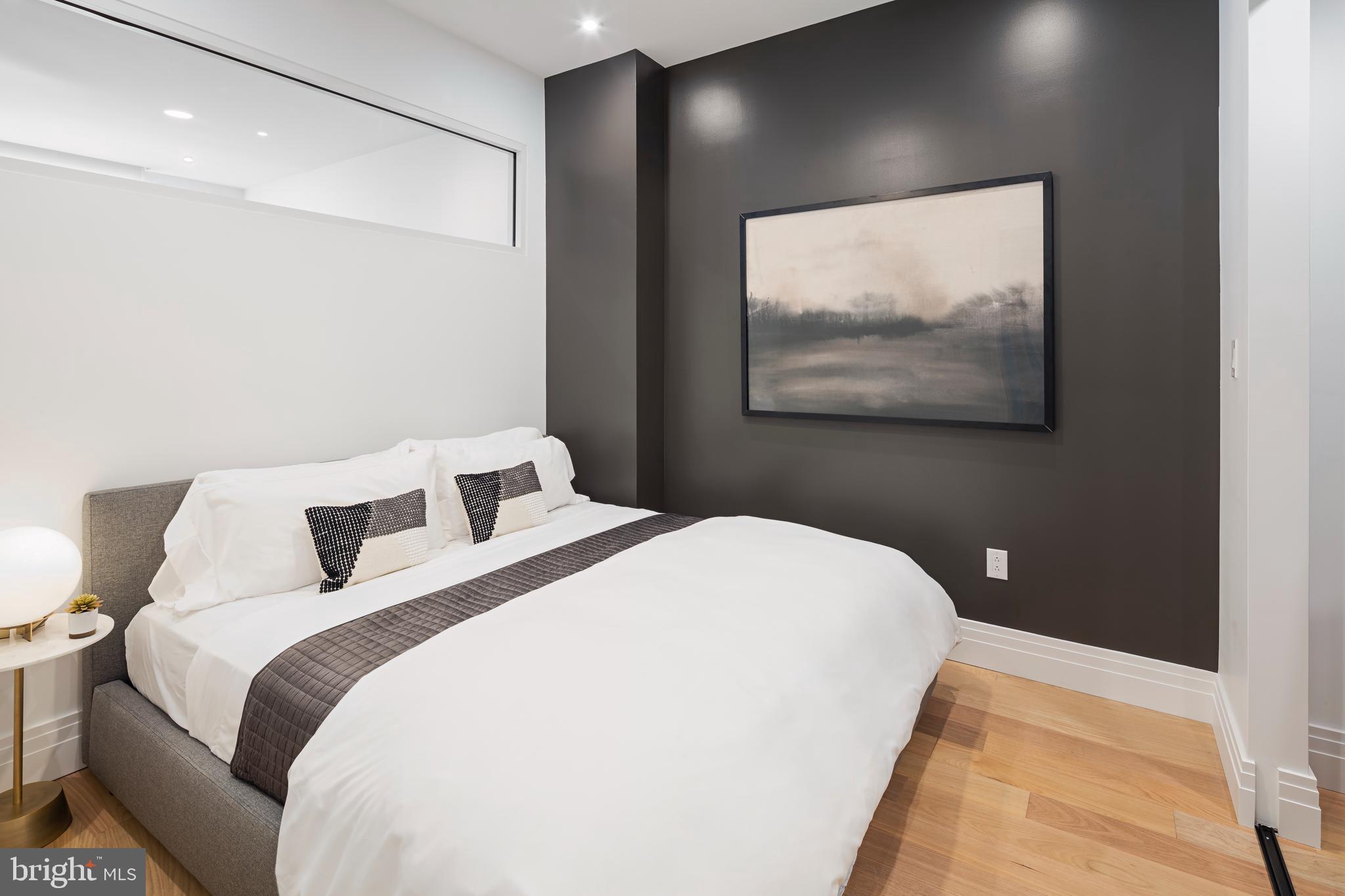 CENTER CITY - Residential Lease