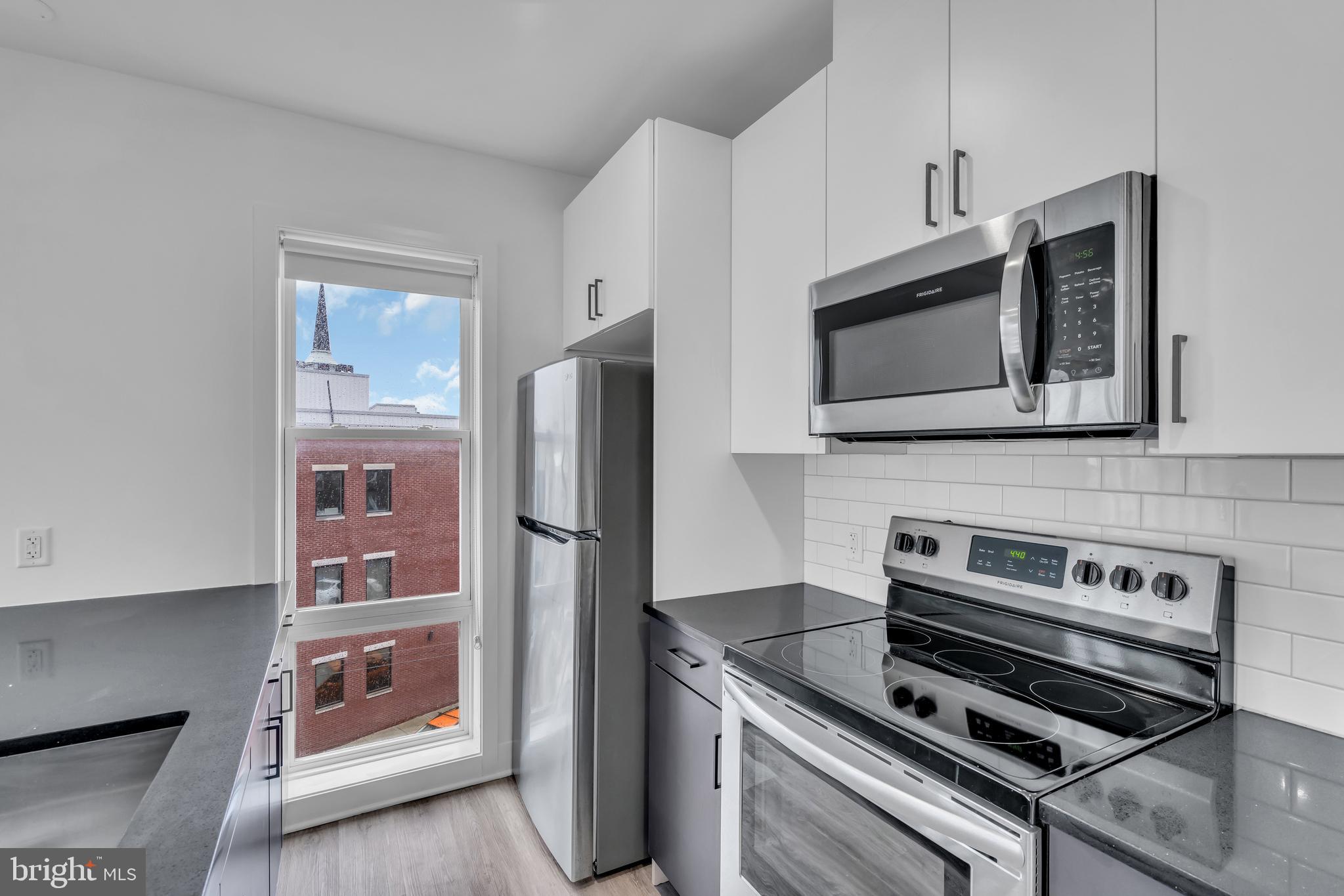 OLDE KENSINGTON - Residential Lease