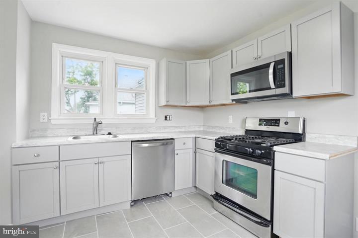 ROSEDALE - Residential