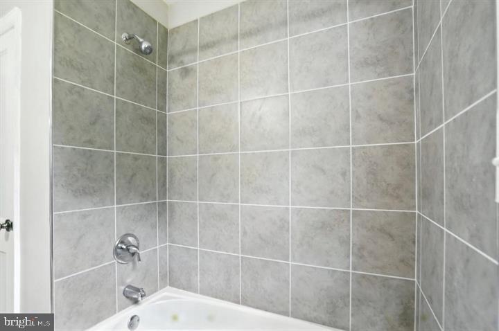 ROSEDALE - Residential