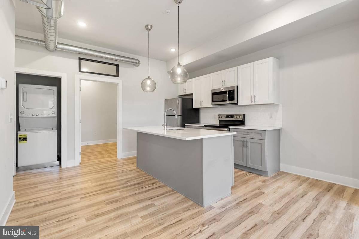 2440 KENSINGTON AVENUE 102