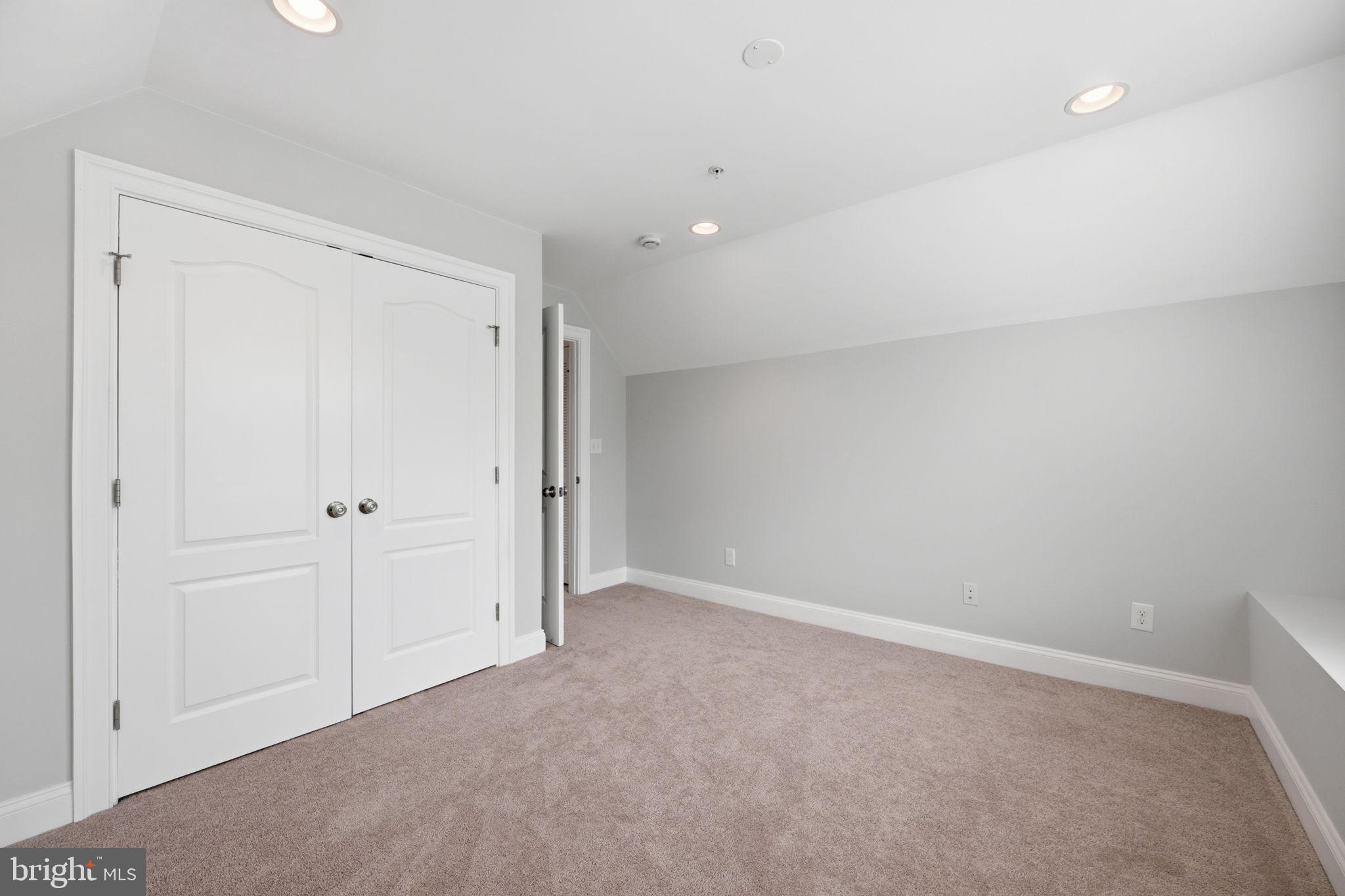 GEORGETOWN VILLAGE - Residential