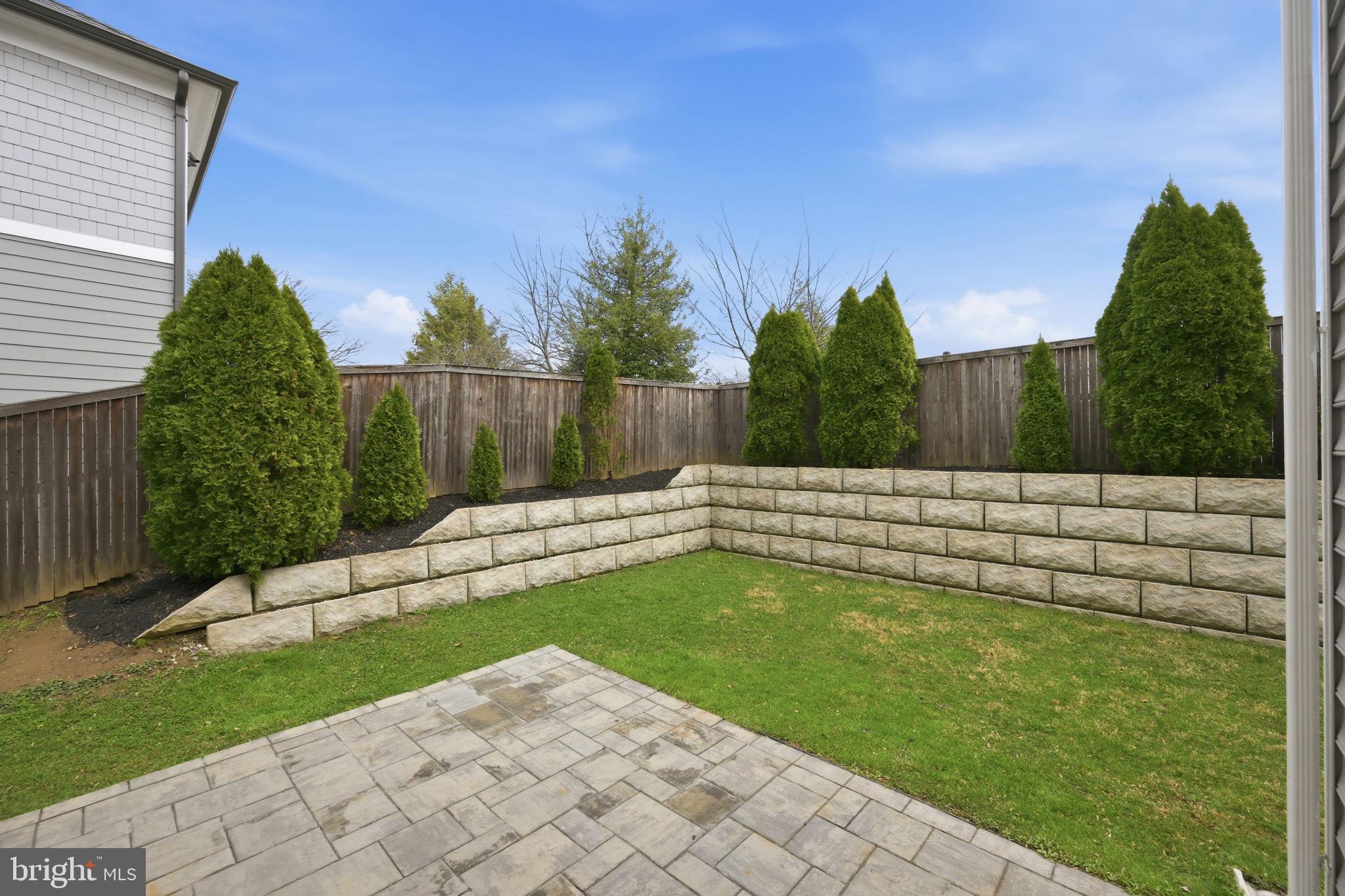 GEORGETOWN VILLAGE - Residential