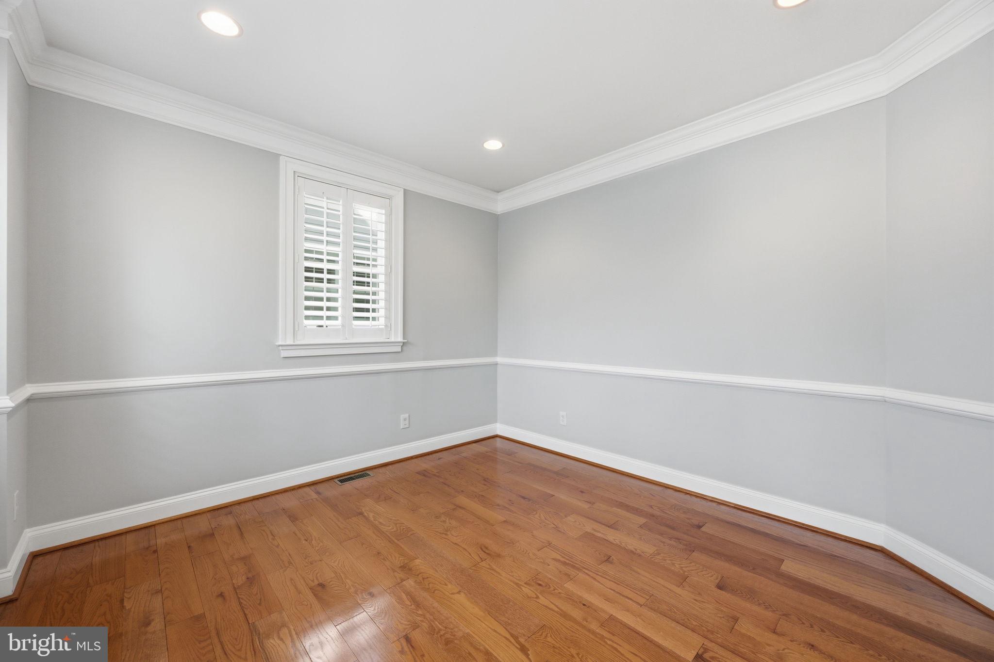 GEORGETOWN VILLAGE - Residential