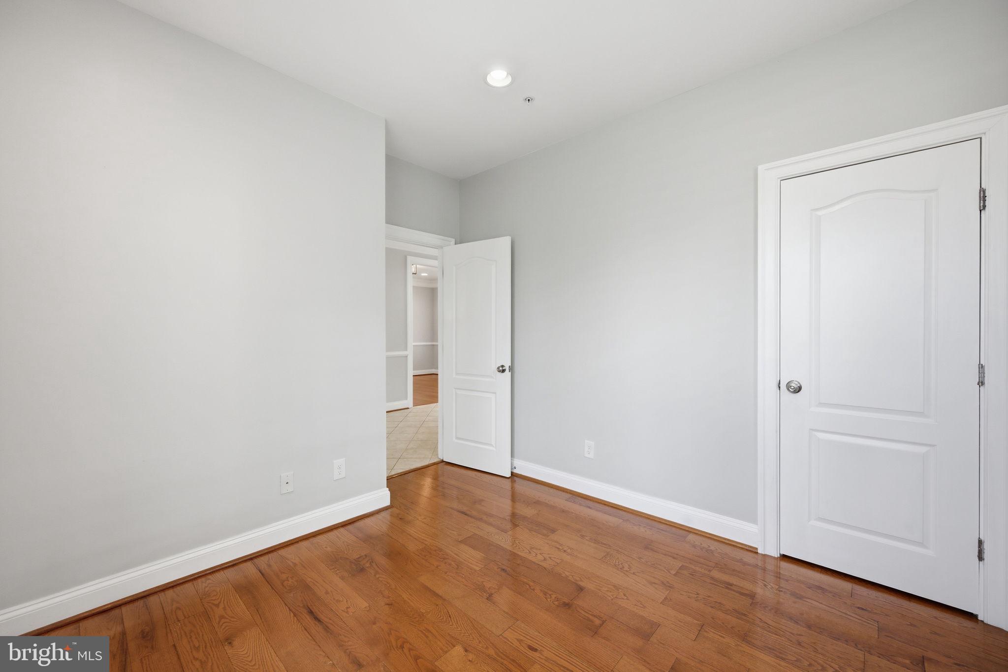 GEORGETOWN VILLAGE - Residential