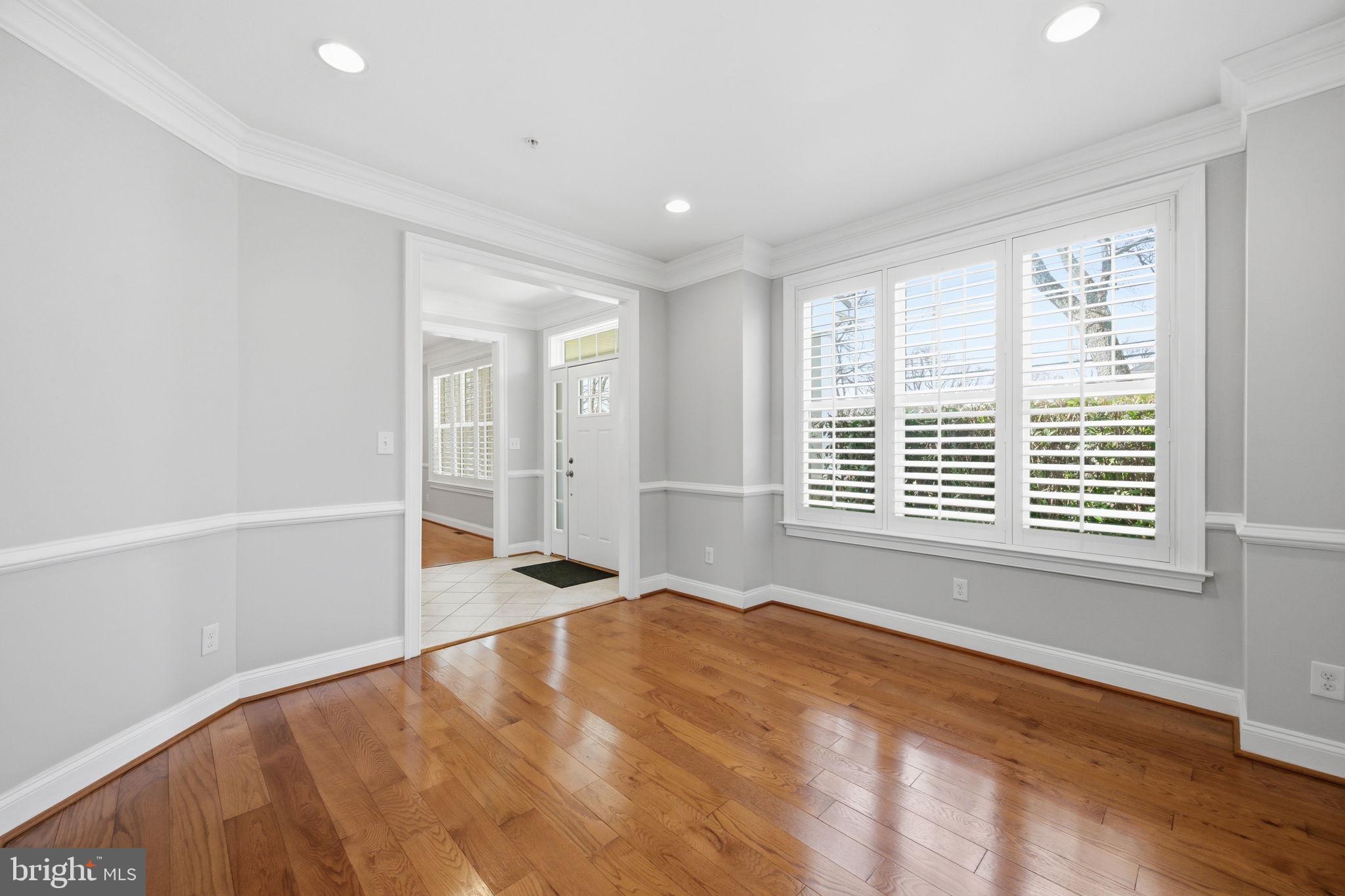 GEORGETOWN VILLAGE - Residential