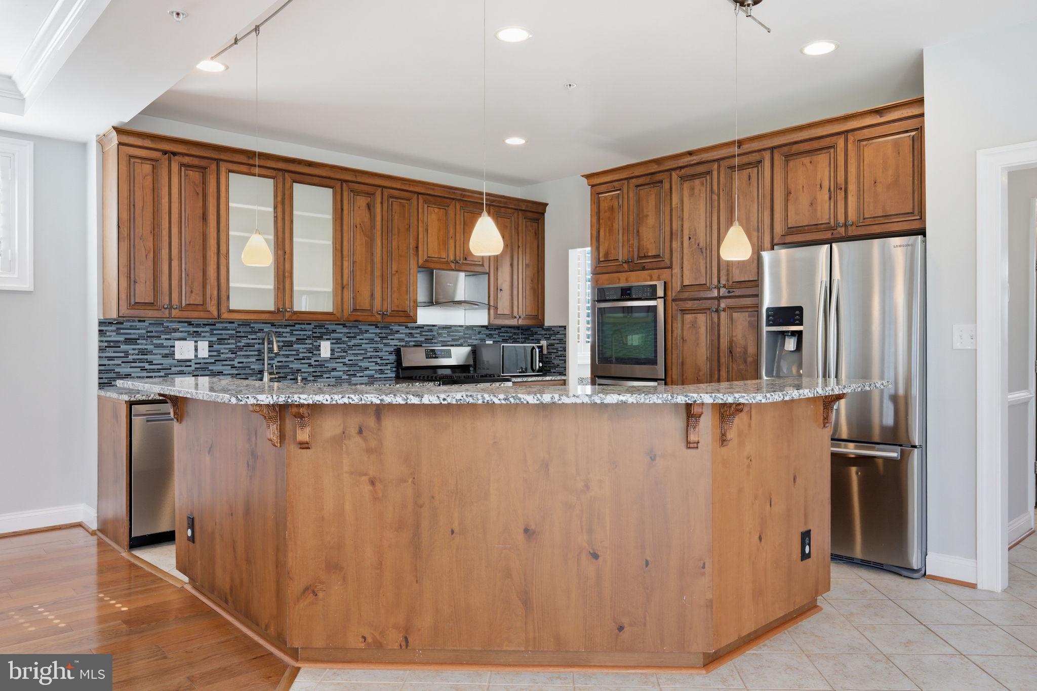 GEORGETOWN VILLAGE - Residential