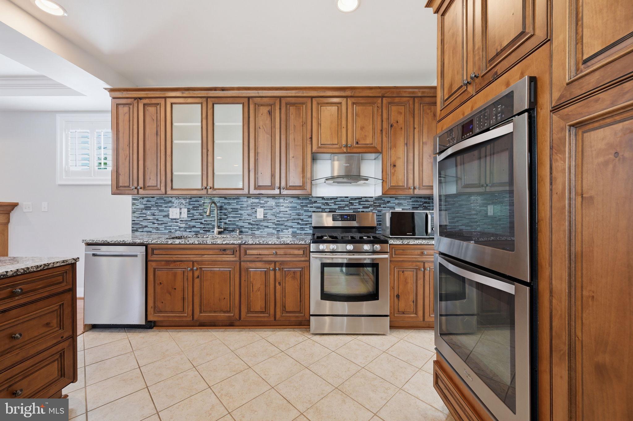 GEORGETOWN VILLAGE - Residential