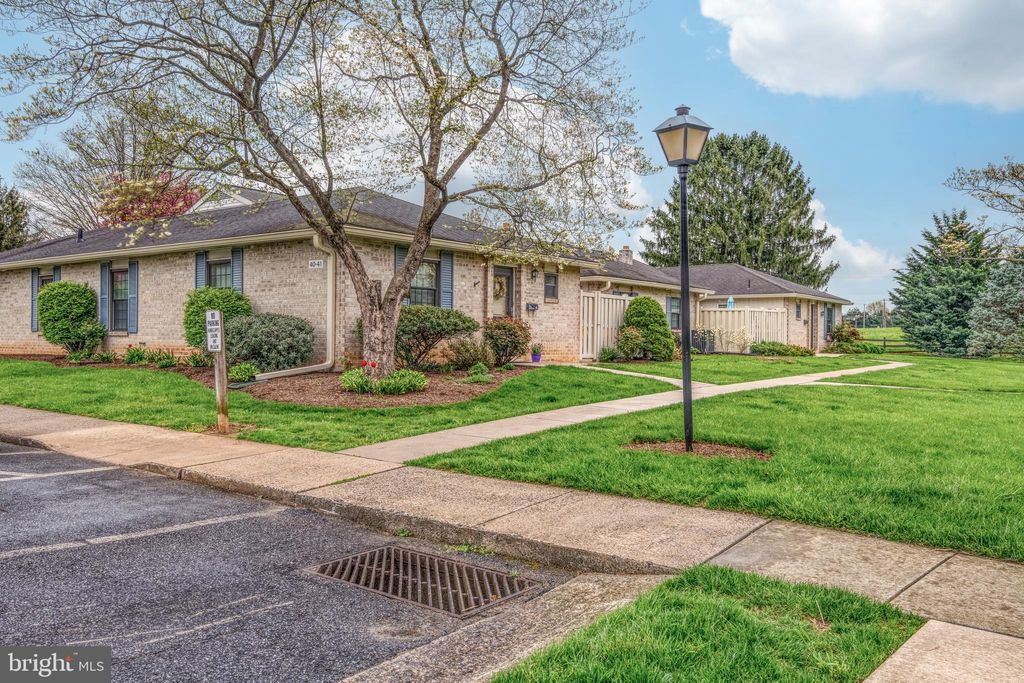 Photo of 40 Valleybrook Drive, Lancaster, PA 17601 (MLS # PALA2049900)