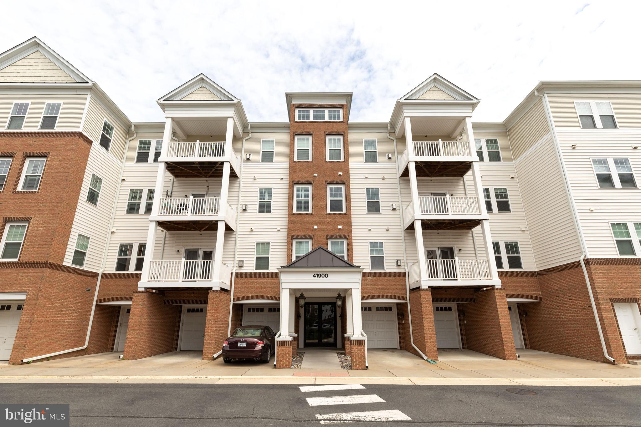 STONE RIDGE - Residential