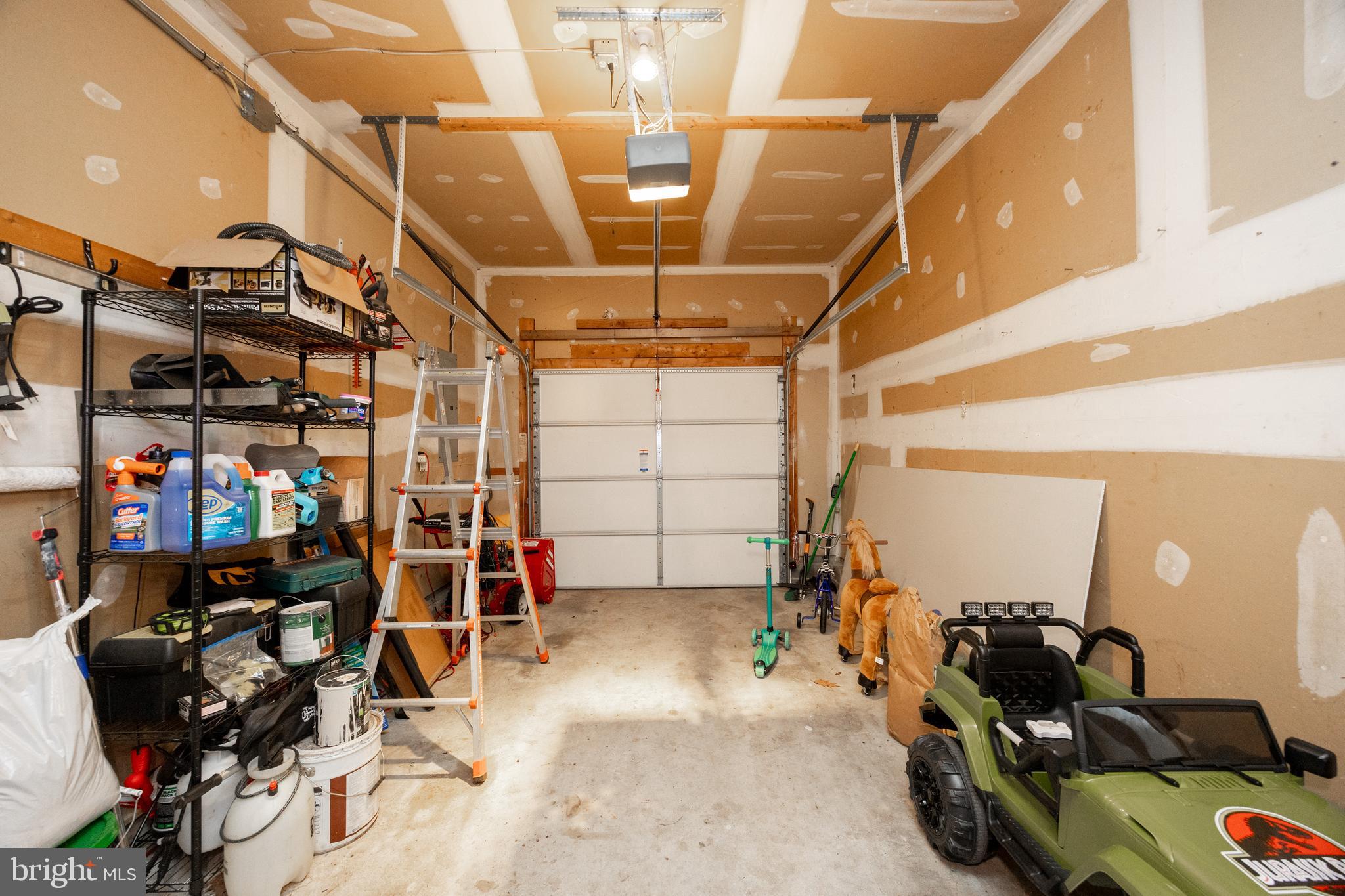 UPLAND VIL - Residential