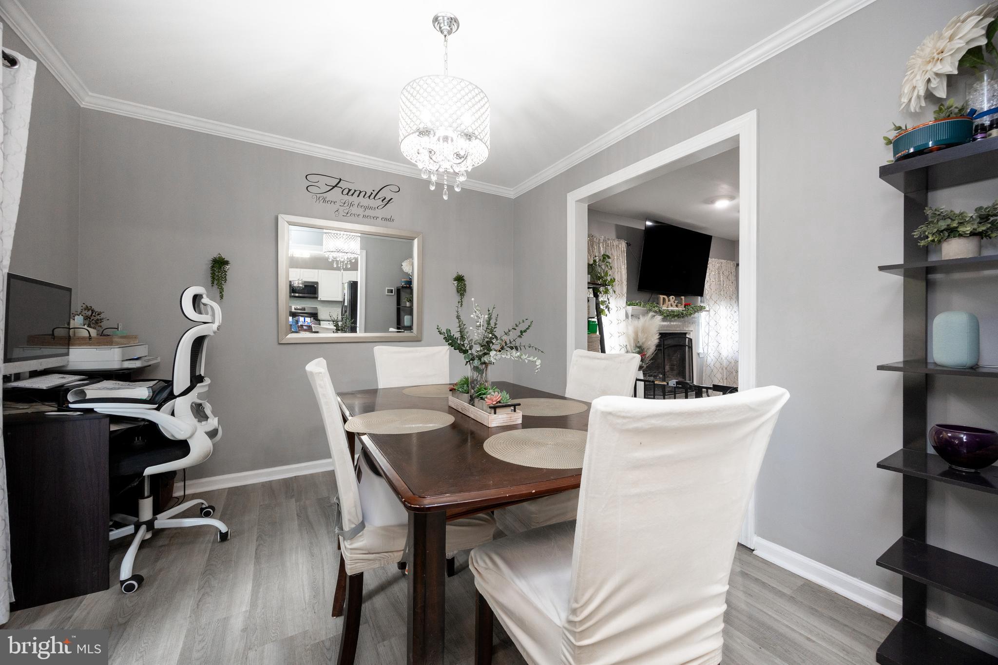 UPLAND VIL - Residential