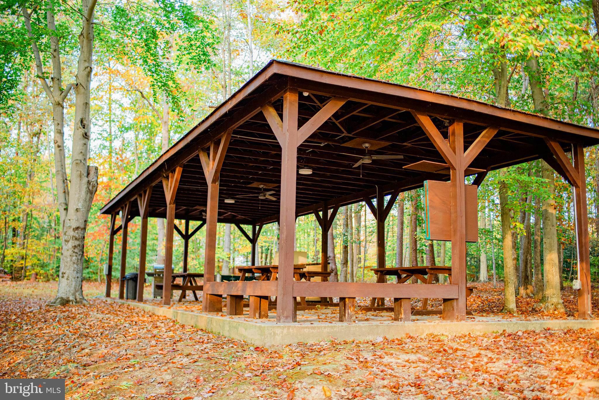 HICKORY LANDING - Residential