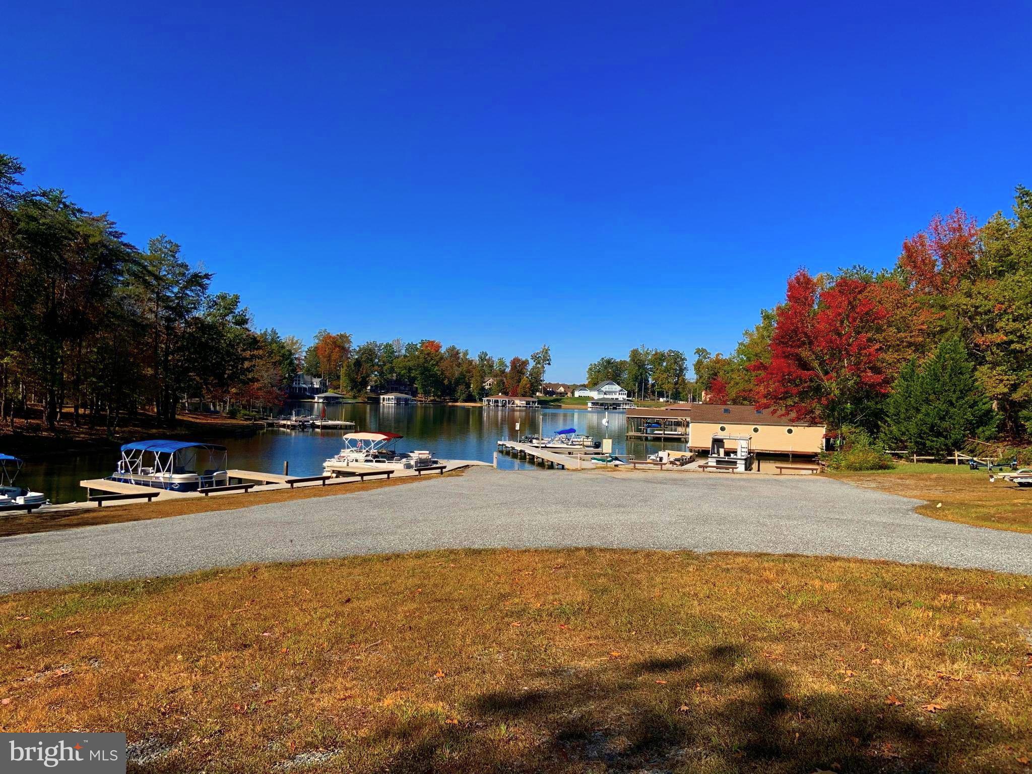 HICKORY LANDING - Residential