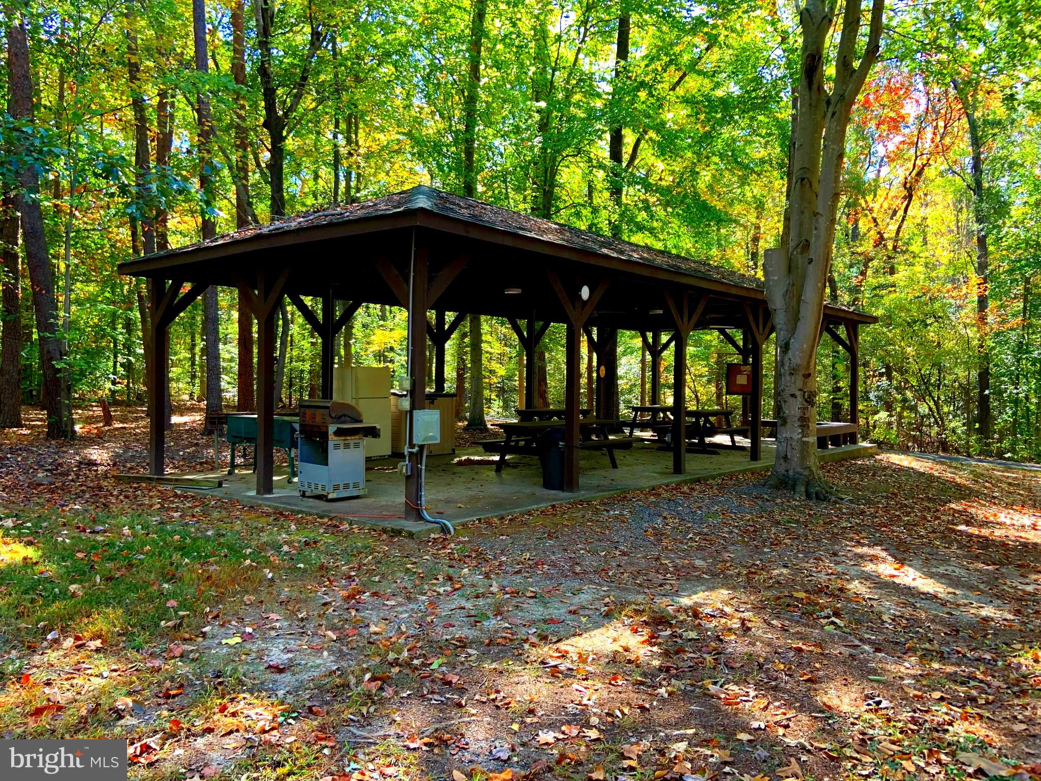 HICKORY LANDING - Residential