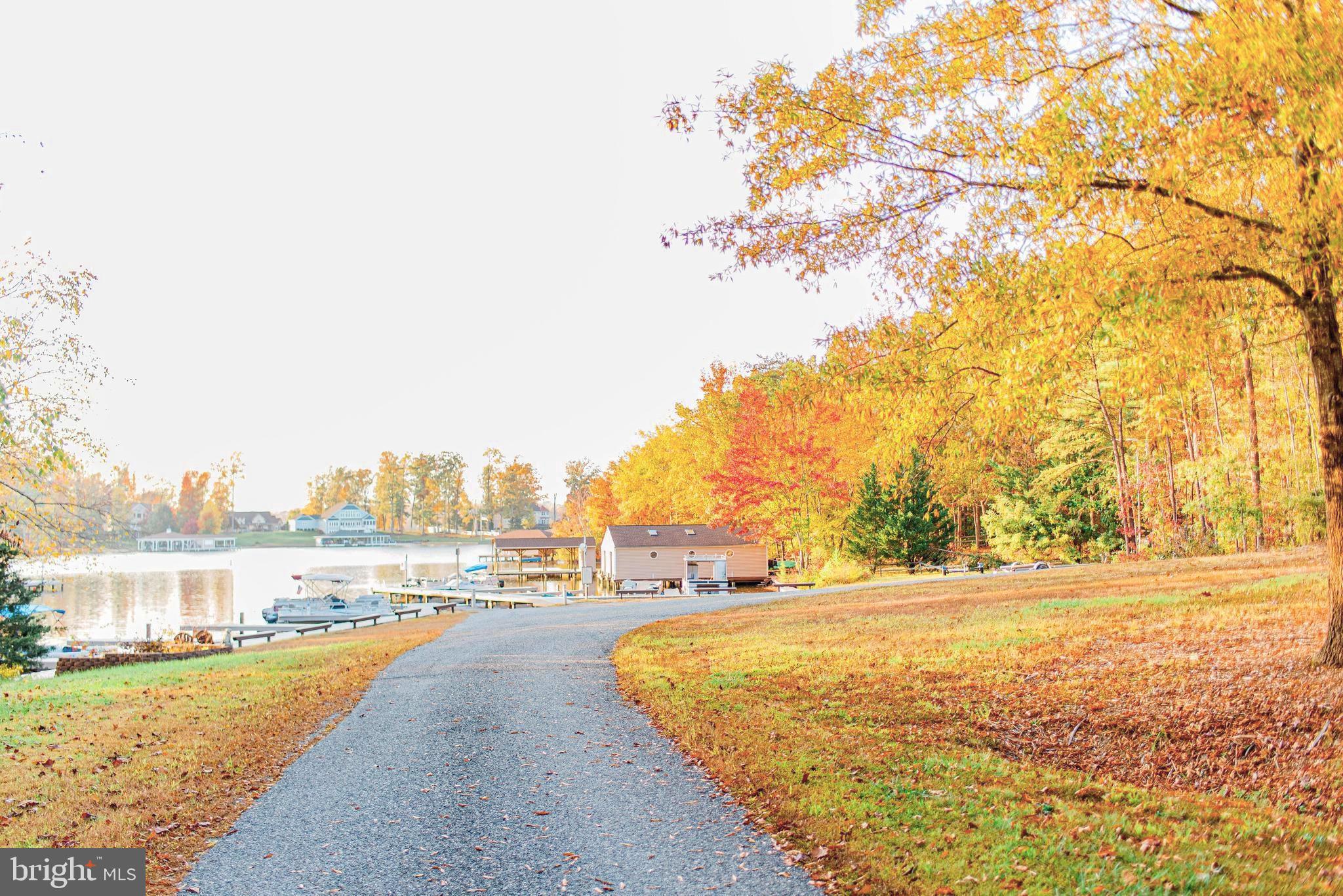 HICKORY LANDING - Residential