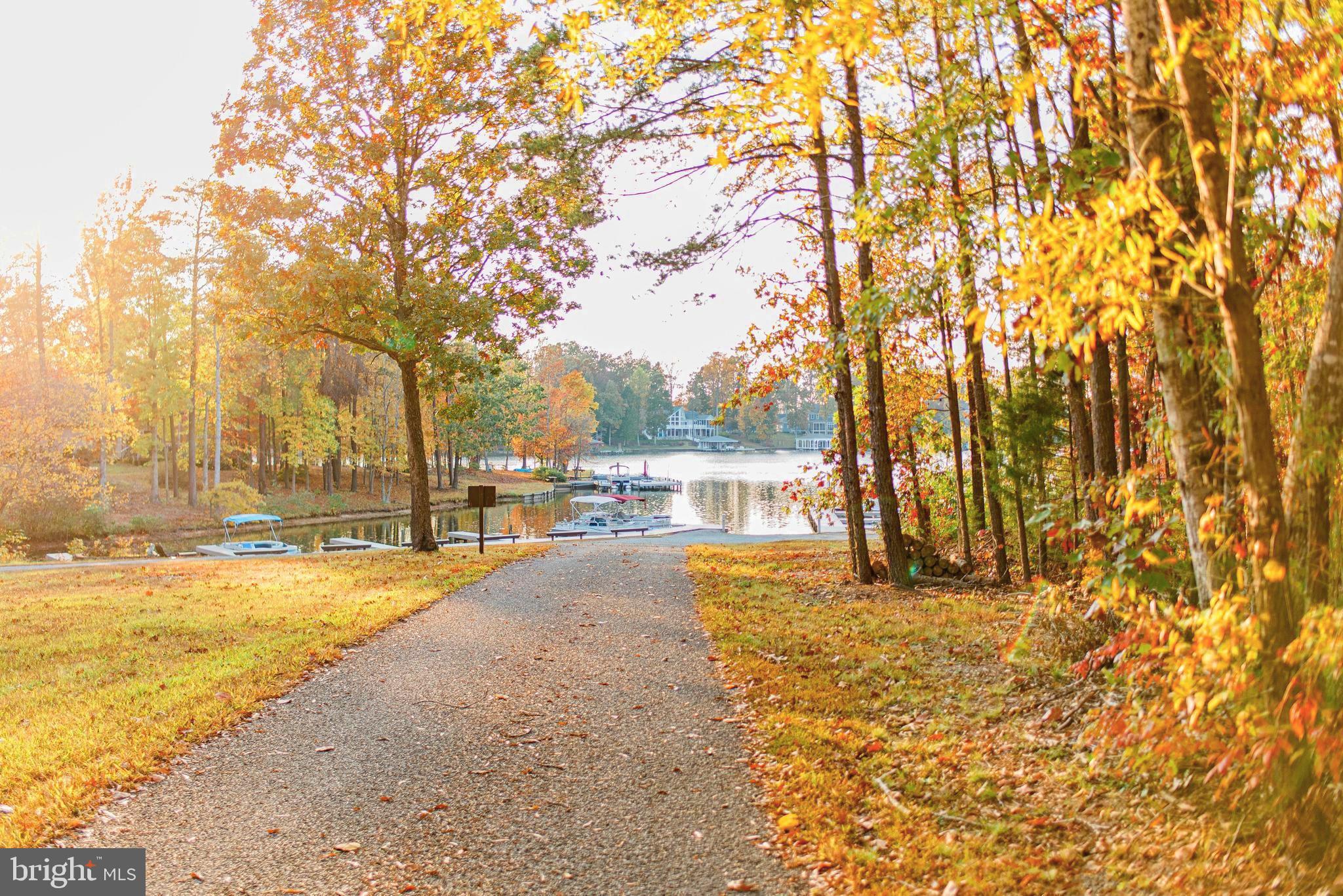 HICKORY LANDING - Residential