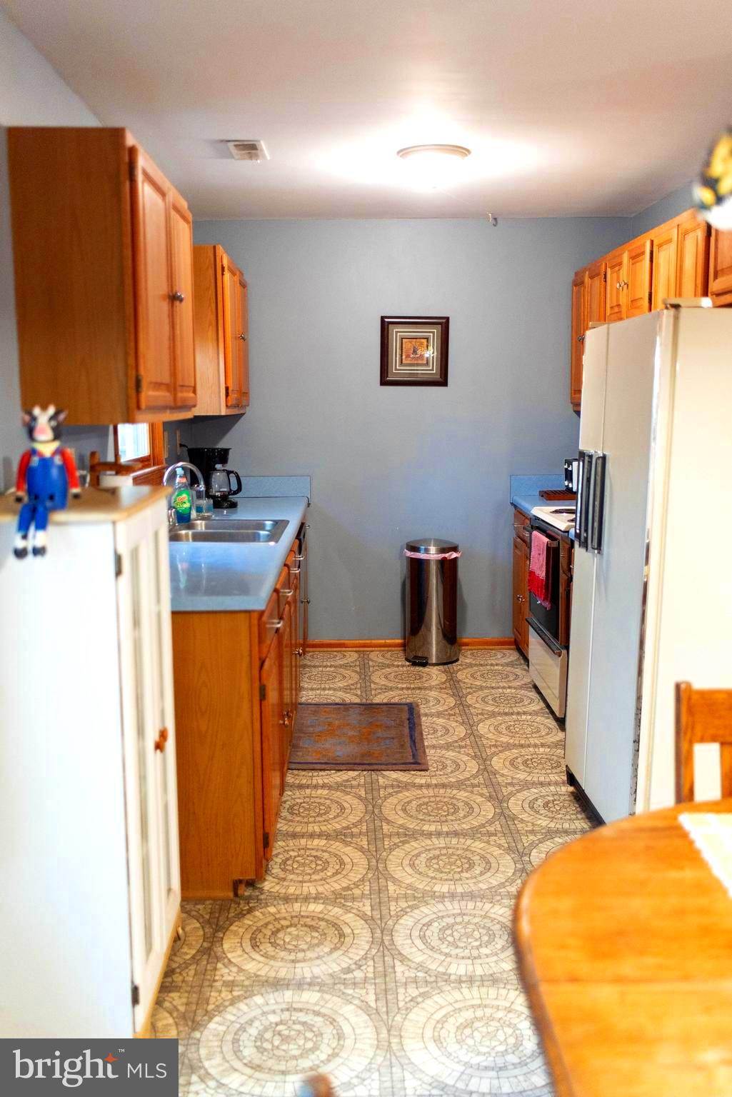 HICKORY LANDING - Residential