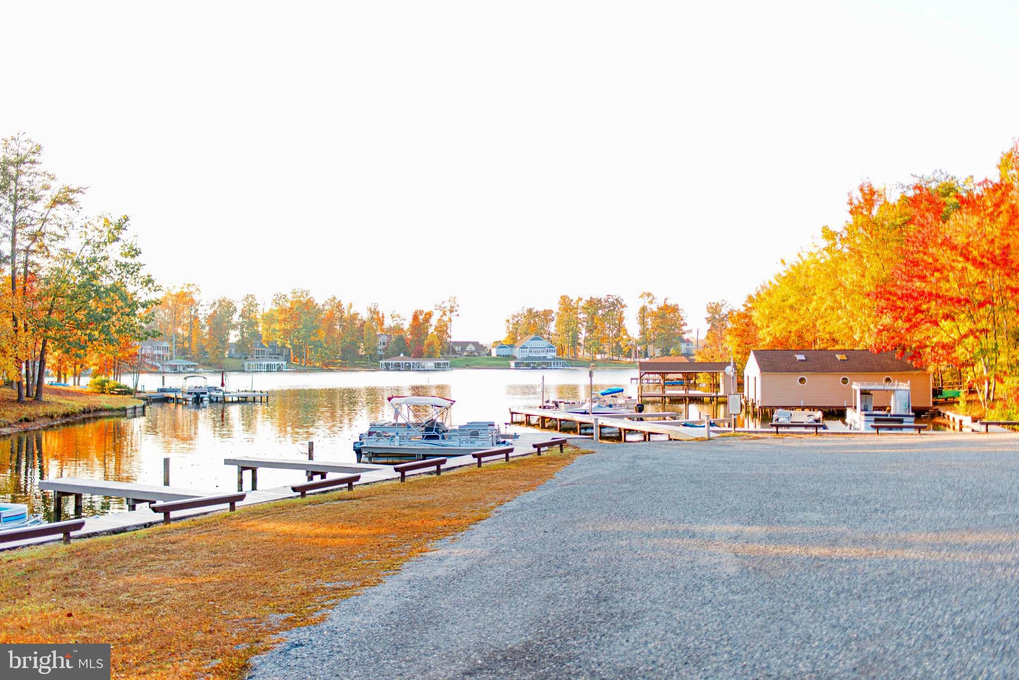 HICKORY LANDING - Residential