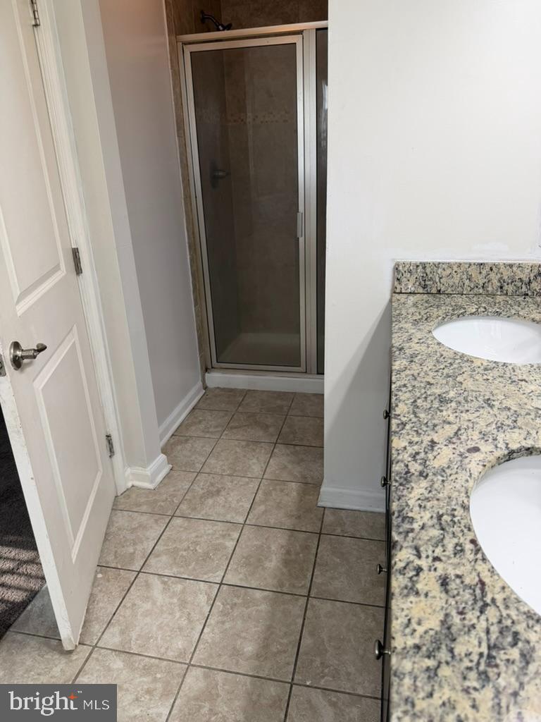 LAKE FREDERICK - Residential