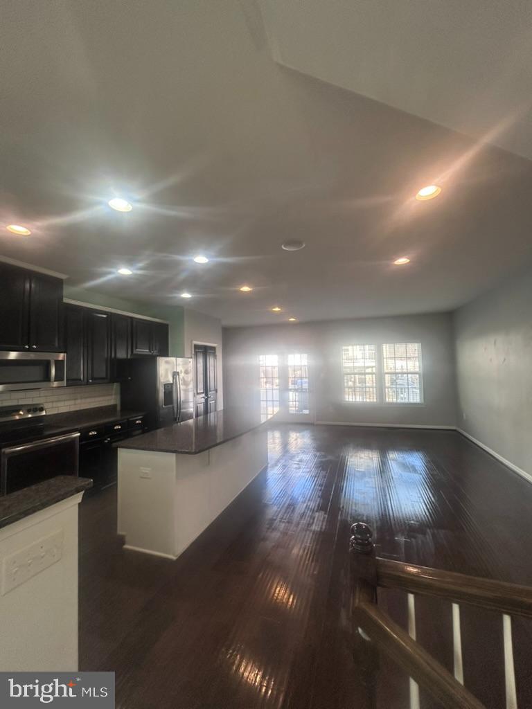 LAKE FREDERICK - Residential